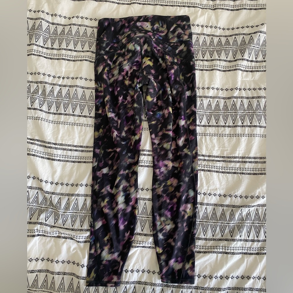 NWT Athleta Rainier Leggings Medium - Picture 2 of 5